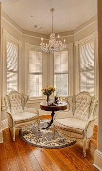 mcmillan inn bed and breakfast