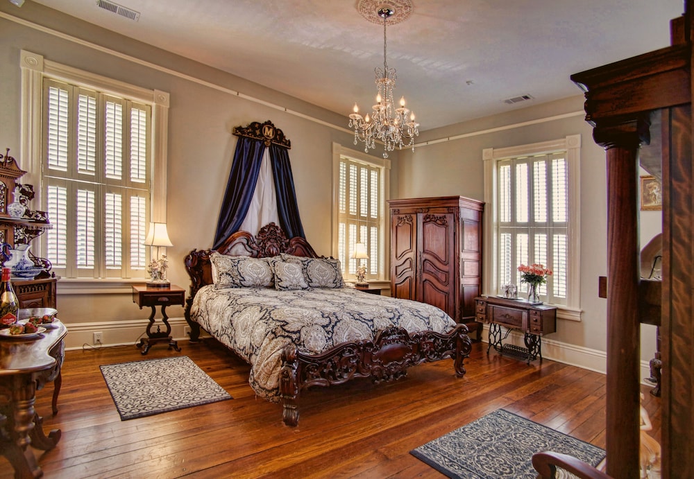 mcmillan inn bed and breakfast