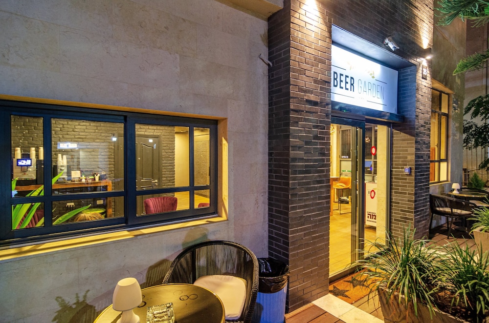 beer garden hotel