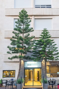 beer garden hotel
