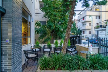 beer garden hotel