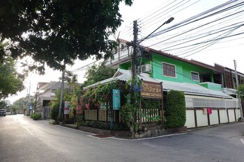 baan baramee house