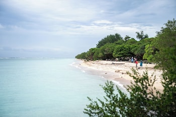 gili ocean club adults only