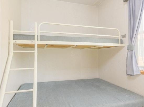Lakes And Craters Holiday Park,Port Campbell>>Camperdown,2 star