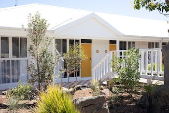 sunnymead hotel