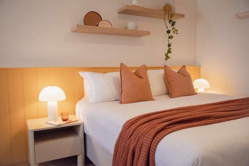 sunnymead hotel