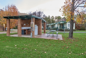 Gundagai Cabins & Tourist Park,New South Wales>>Gundagai,4 star