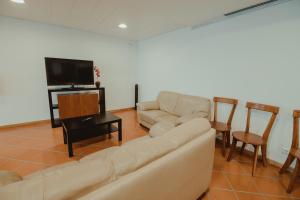 Albergaria Senhora Do Espinheiro,Sabugueiro>>Cortes Do Meio,3 star