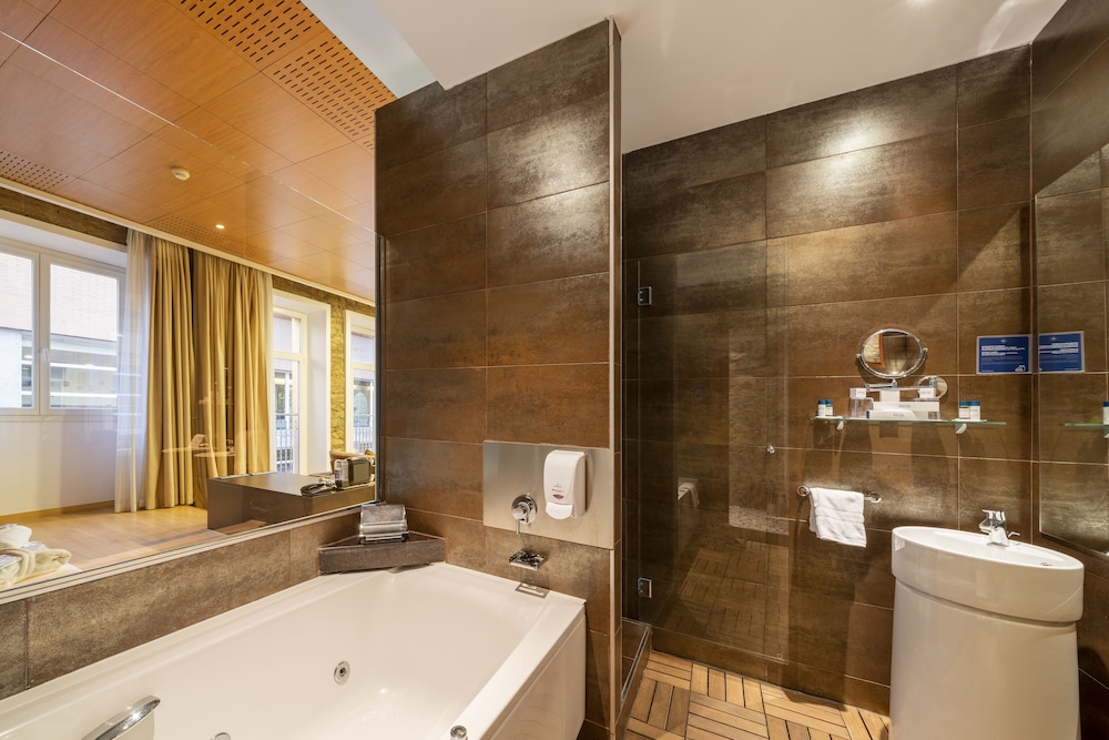 iberik hotel balneari rocallaura