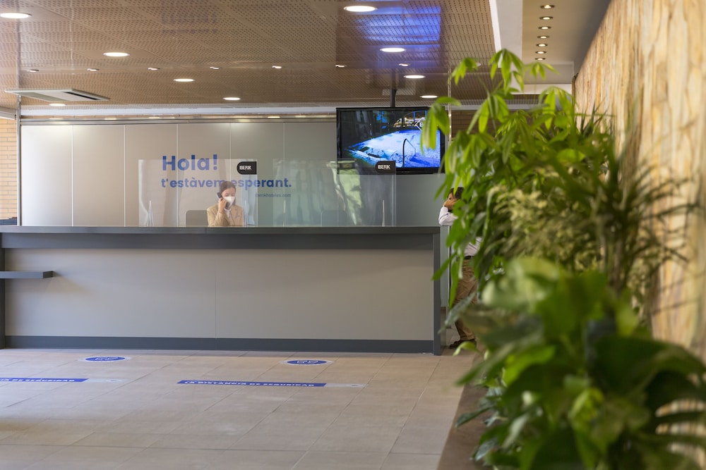 iberik hotel balneari rocallaura