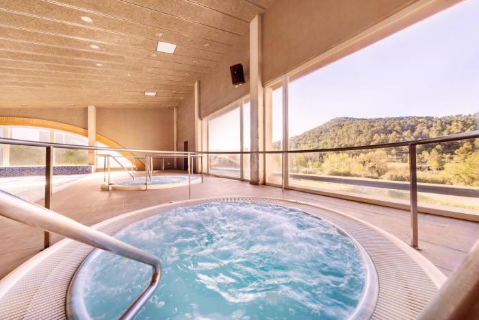 iberik hotel balneari rocallaura