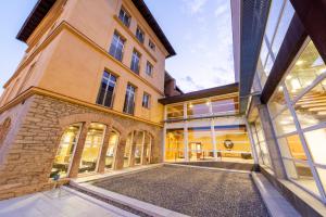 iberik hotel balneari rocallaura