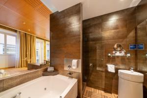 iberik hotel balneari rocallaura