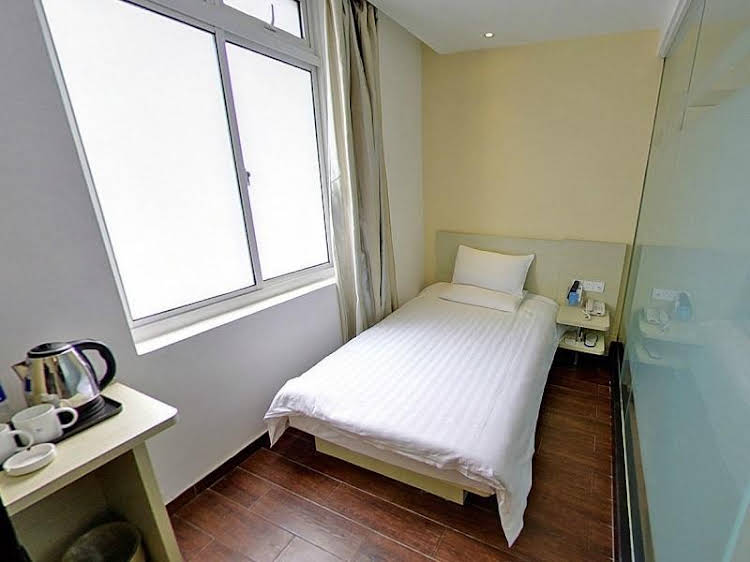 hanting hotel shanghai zhizaoju road
