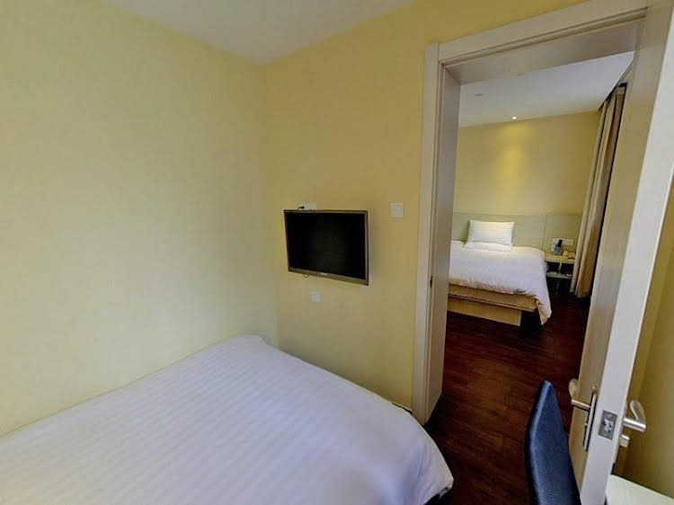 hanting hotel shanghai zhizaoju road