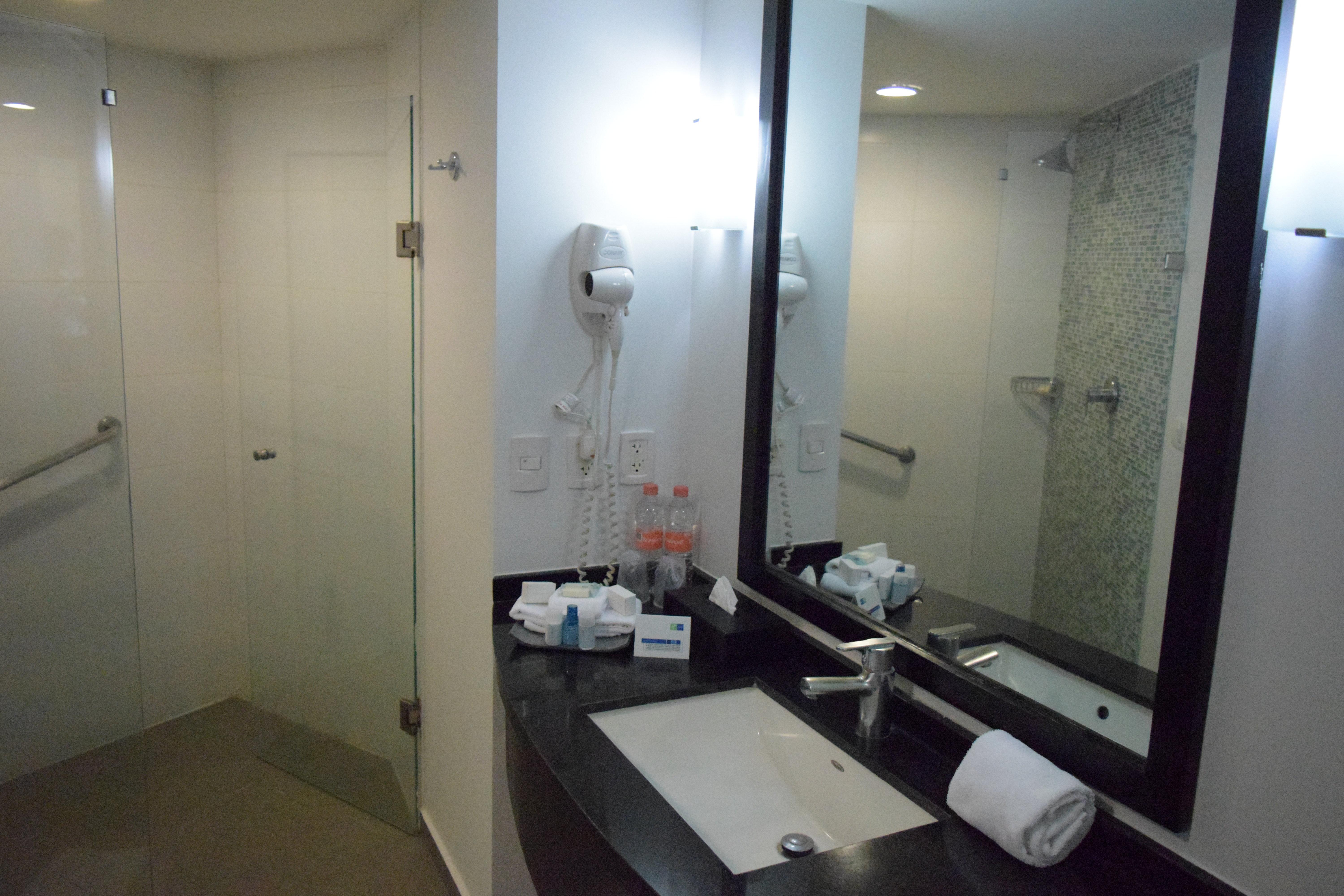 holiday inn express toluca galerias metepec by ihg