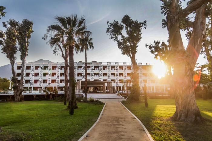 hotel restaurant san lucianu