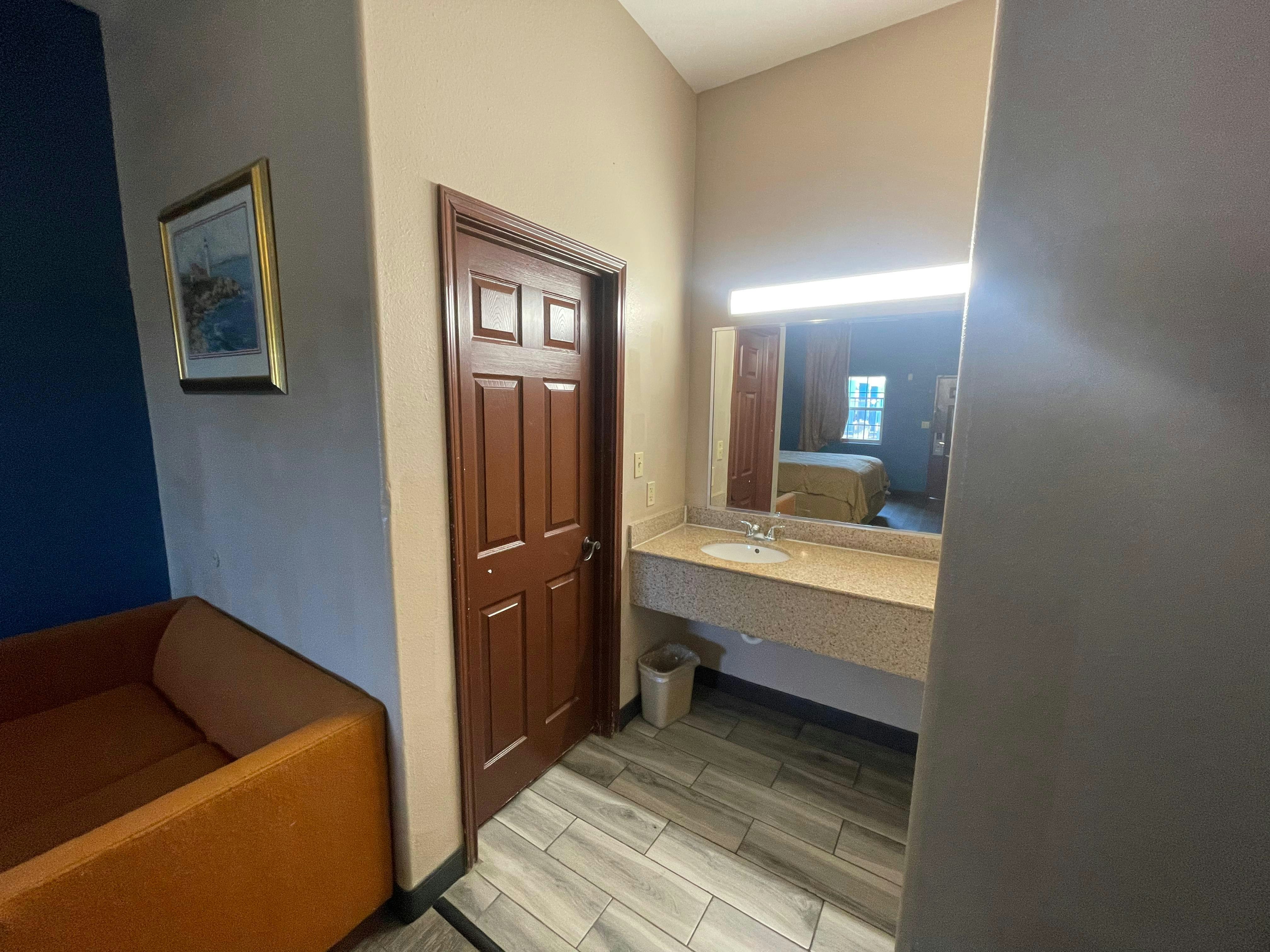 airport inn and suites corpus christi i 37