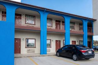 airport inn and suites corpus christi i 37