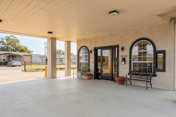 Airport Inn & Suites Corpus Christi I 37,,2 star