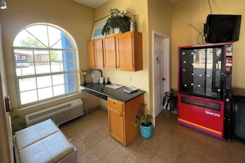 Airport Inn & Suites Corpus Christi I 37,,2 star