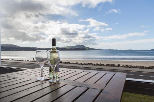 waterfront apartments whitianga