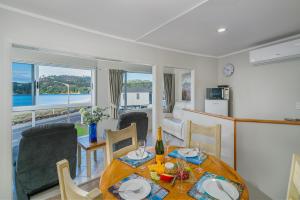 waterfront apartments whitianga