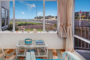 waterfront apartments whitianga