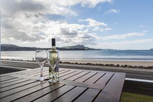waterfront apartments whitianga