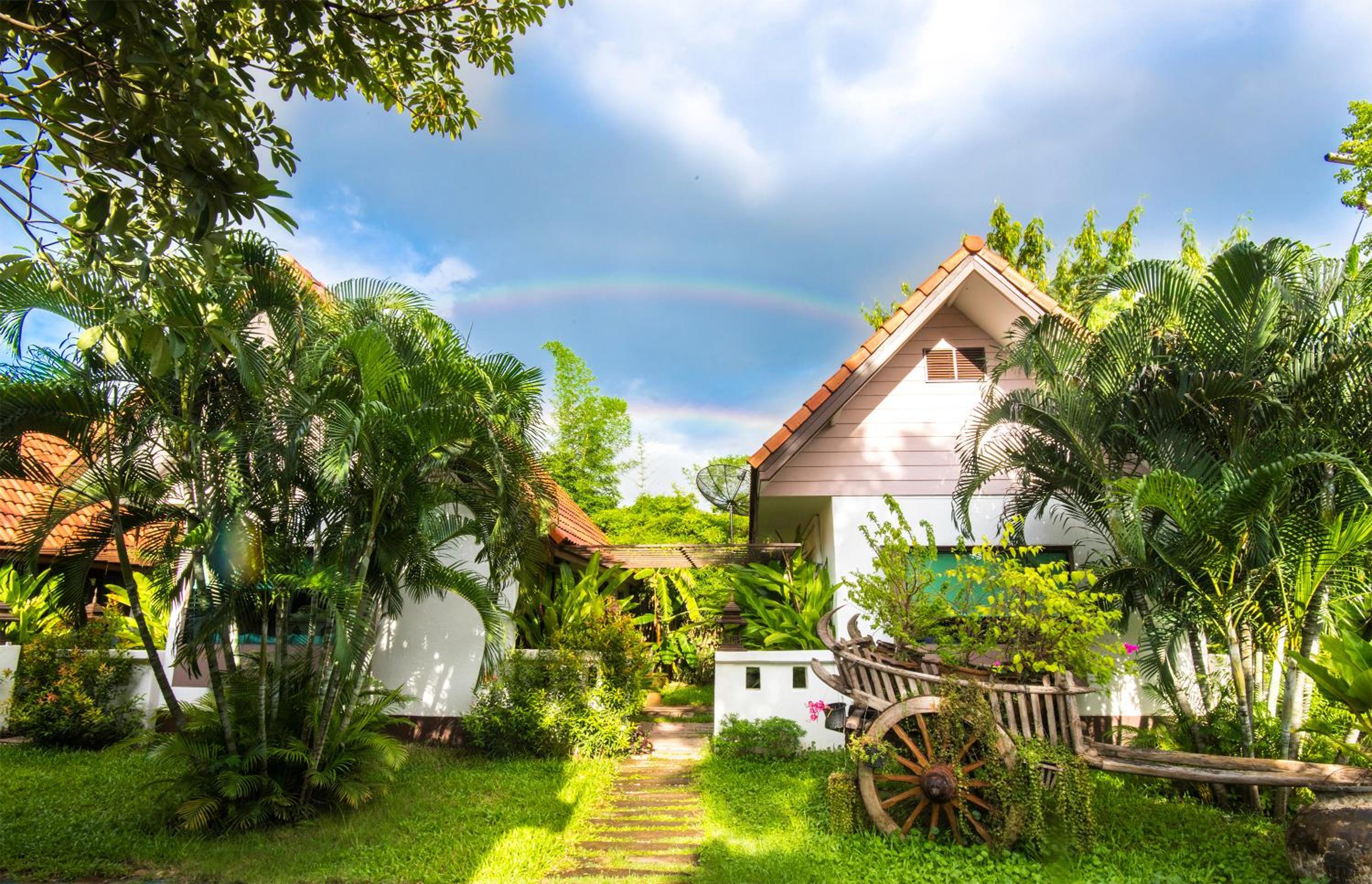 e outfitting boutique hotel chiangmai