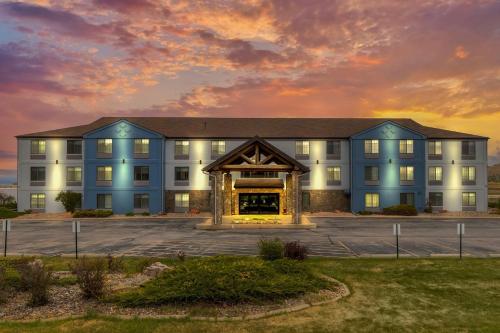 comfort inn and suites