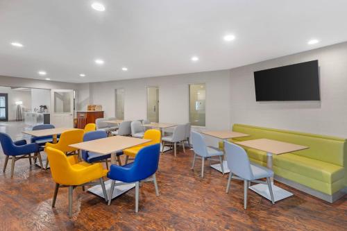 comfort inn and suites