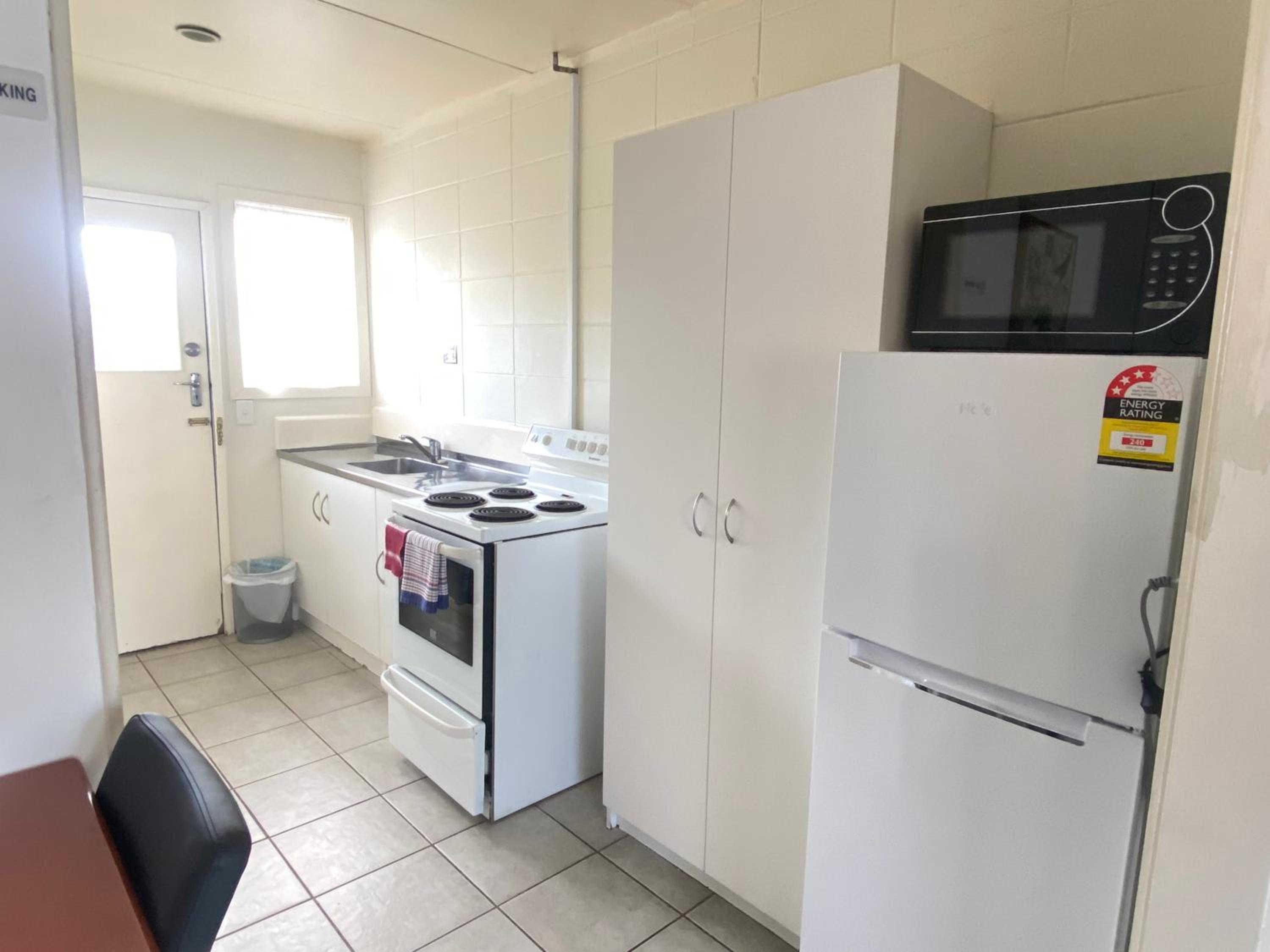 kowhai motel
