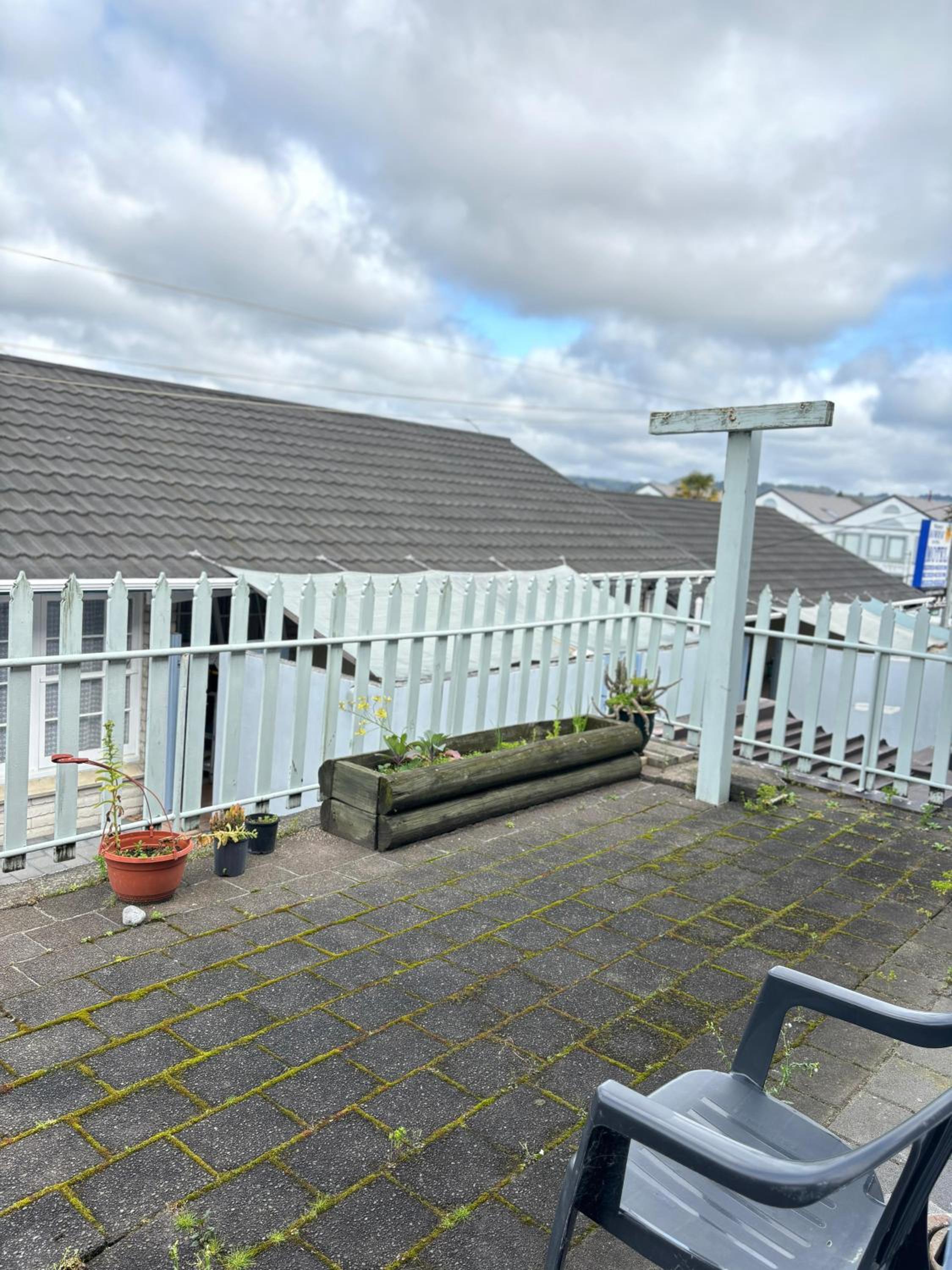 kowhai motel