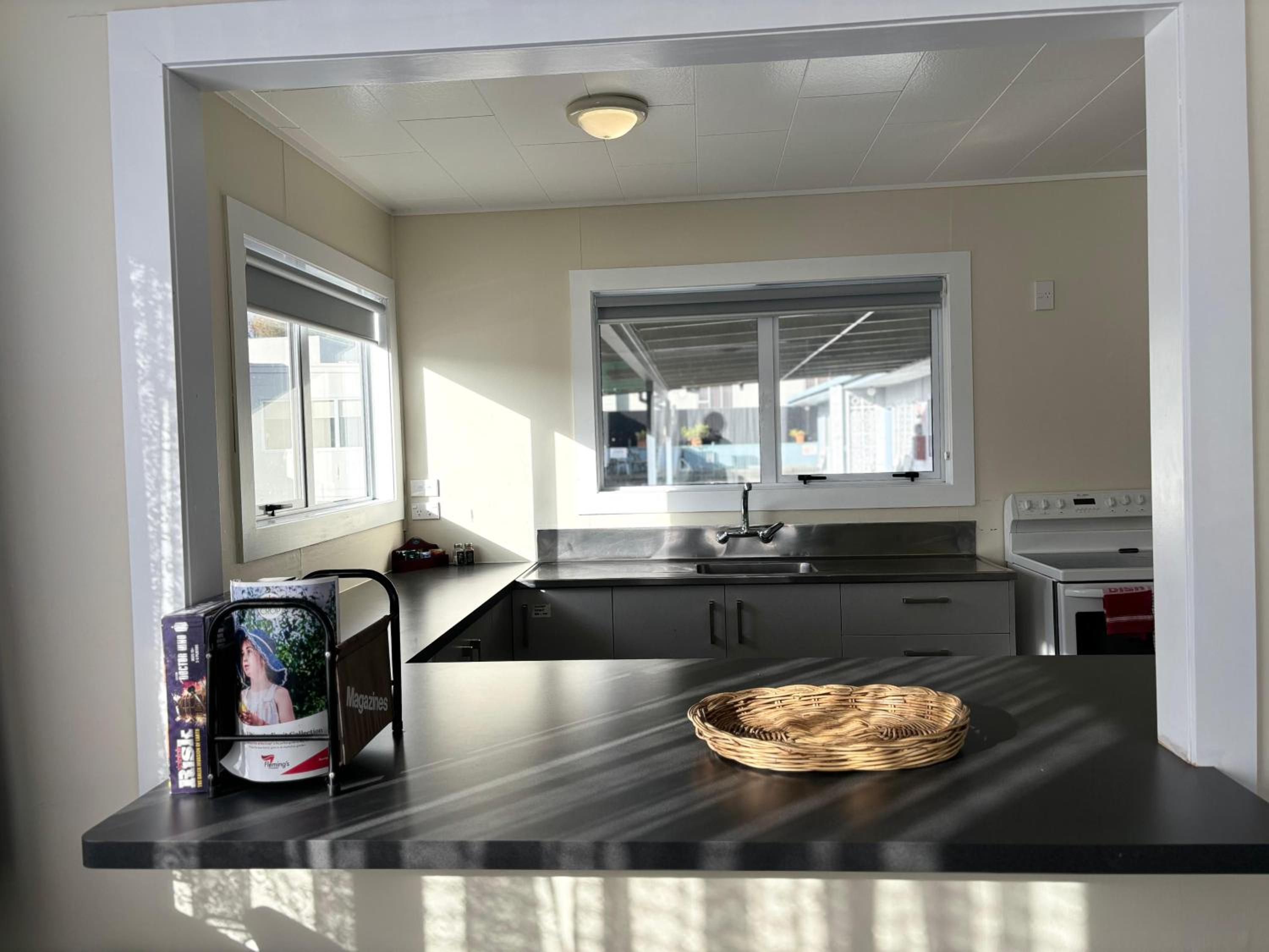 kowhai motel