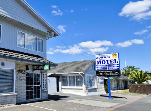 kowhai motel