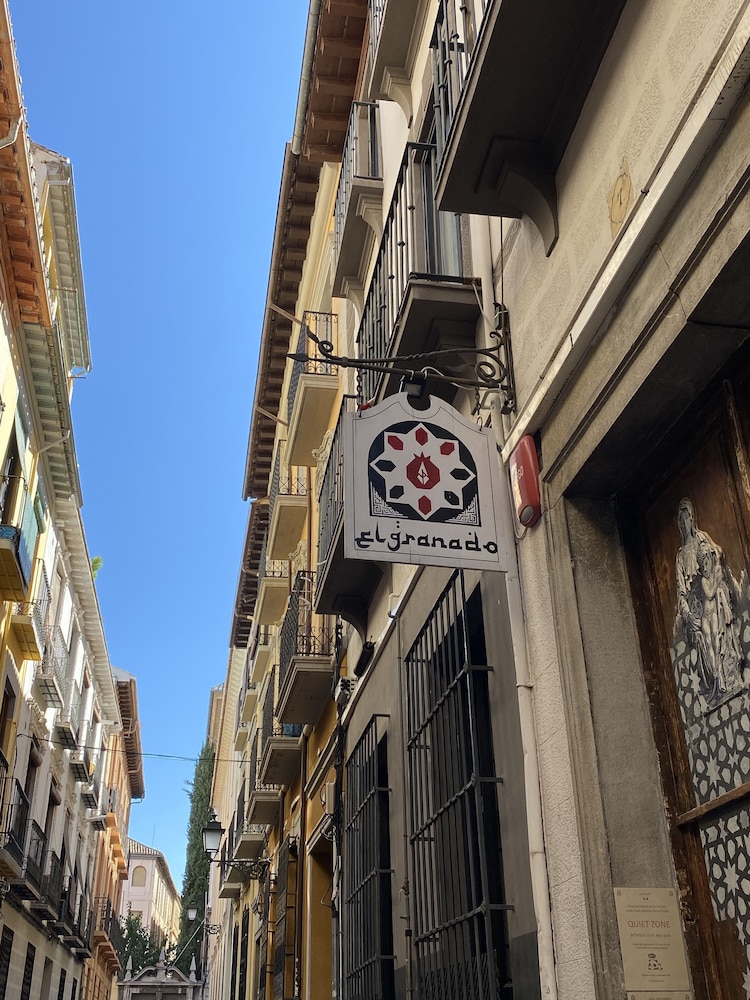 el granado hostel