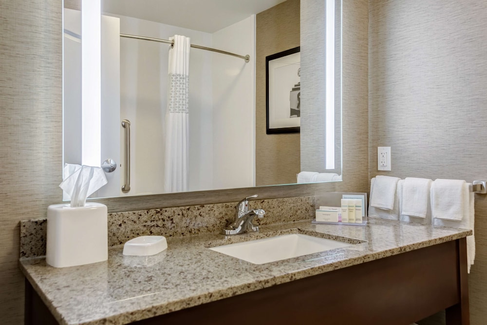 hampton inn poplar bluff