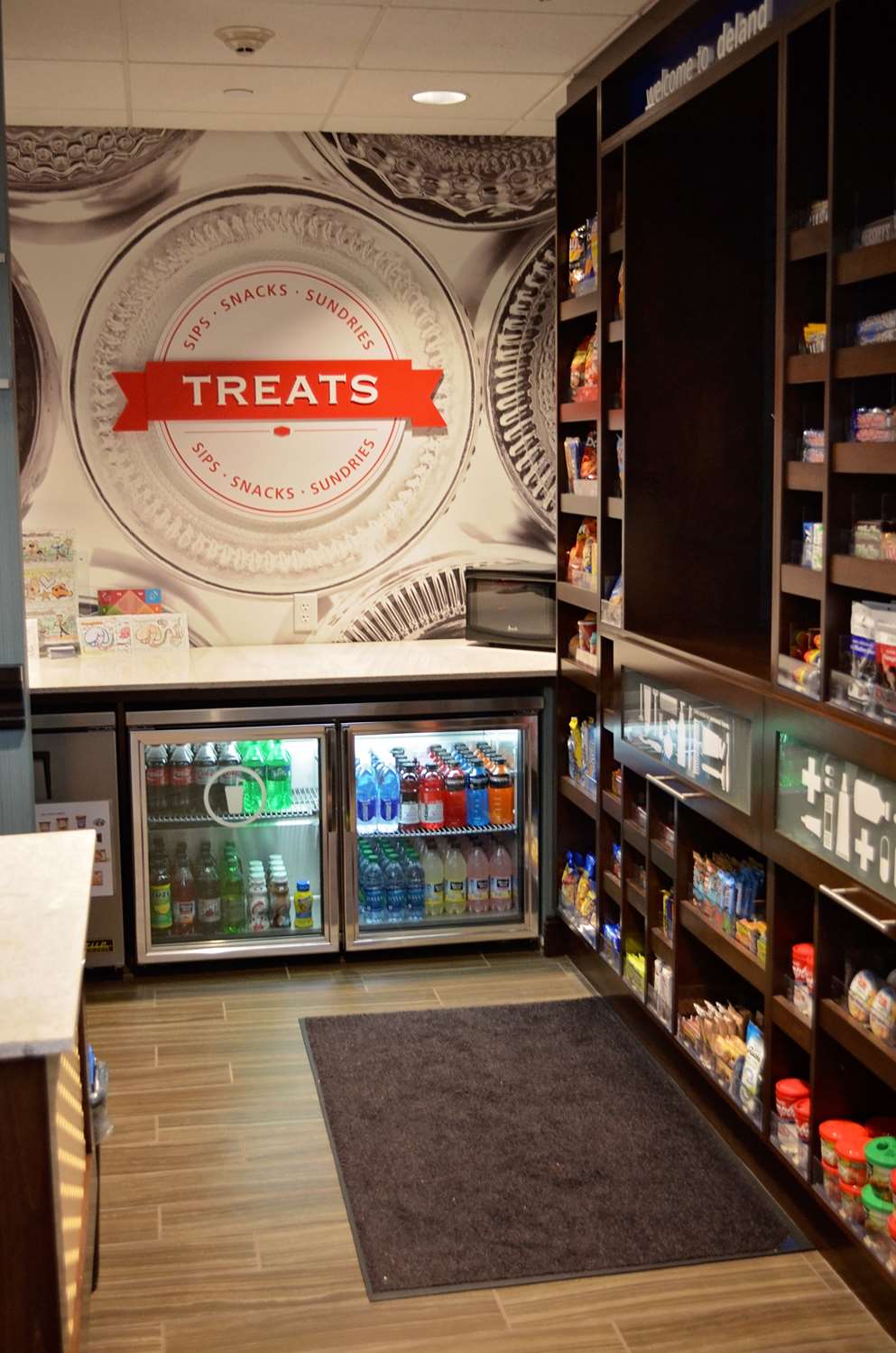 hampton inn and suites deland