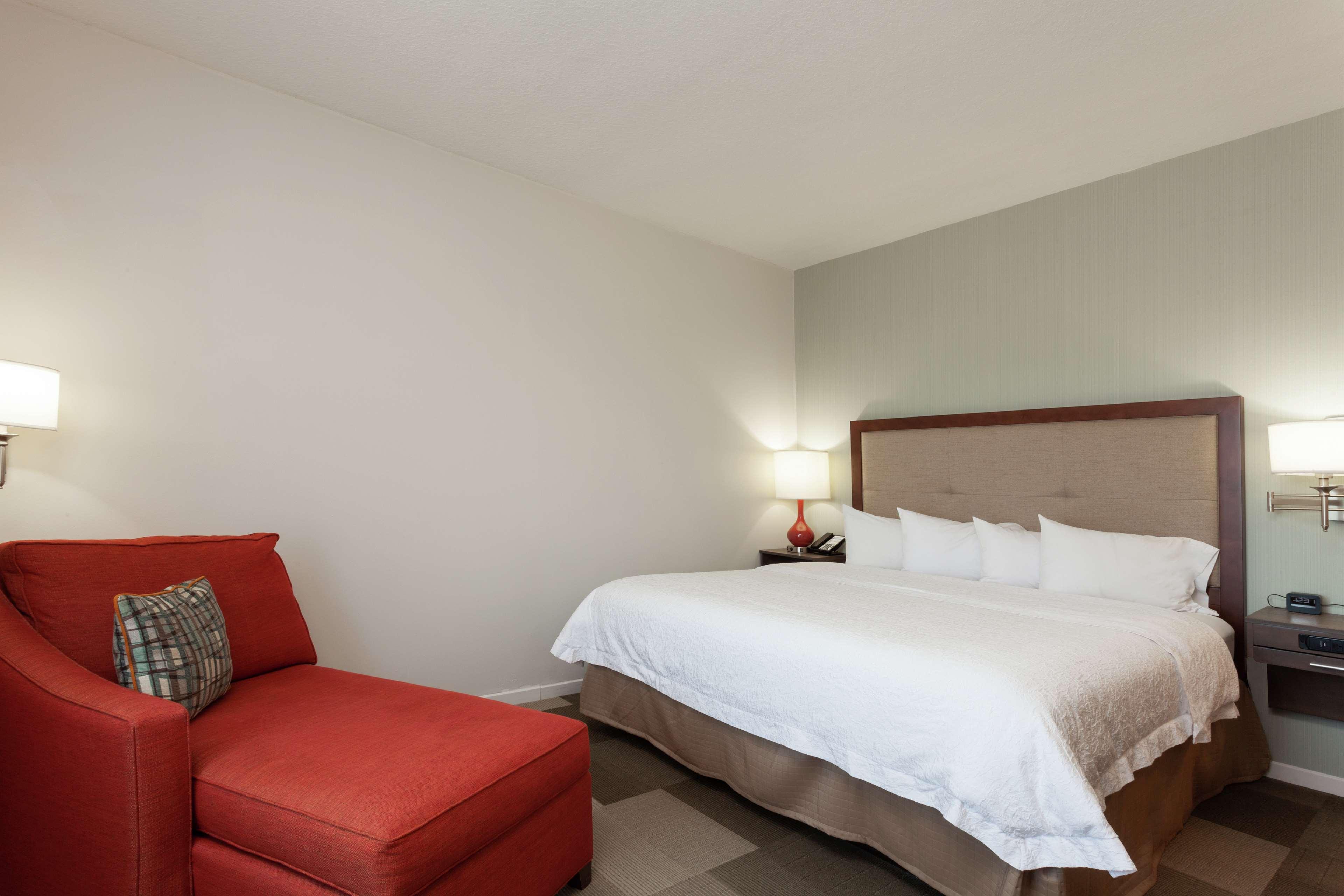 hampton inn and suites deland