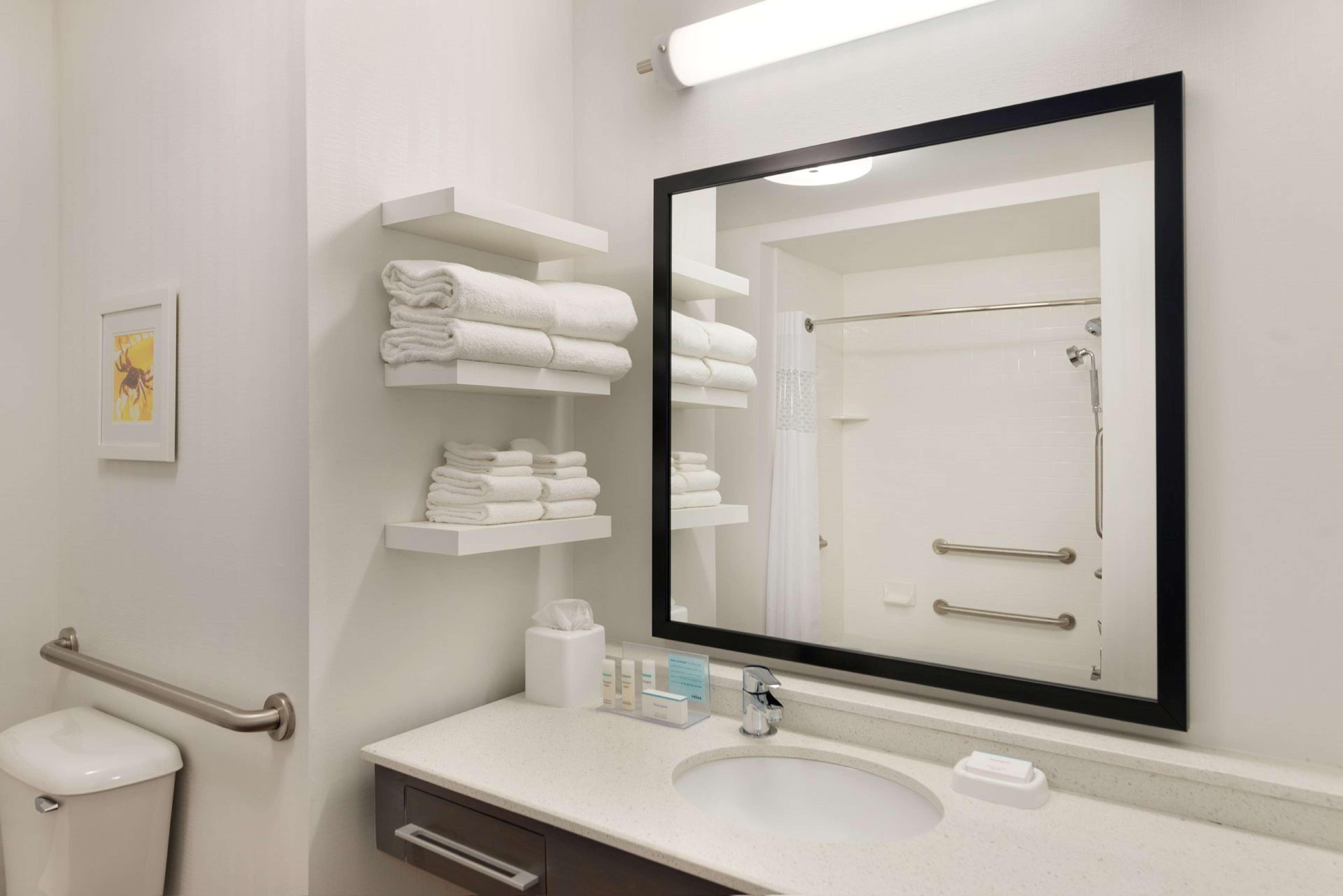 hampton inn and suites deland