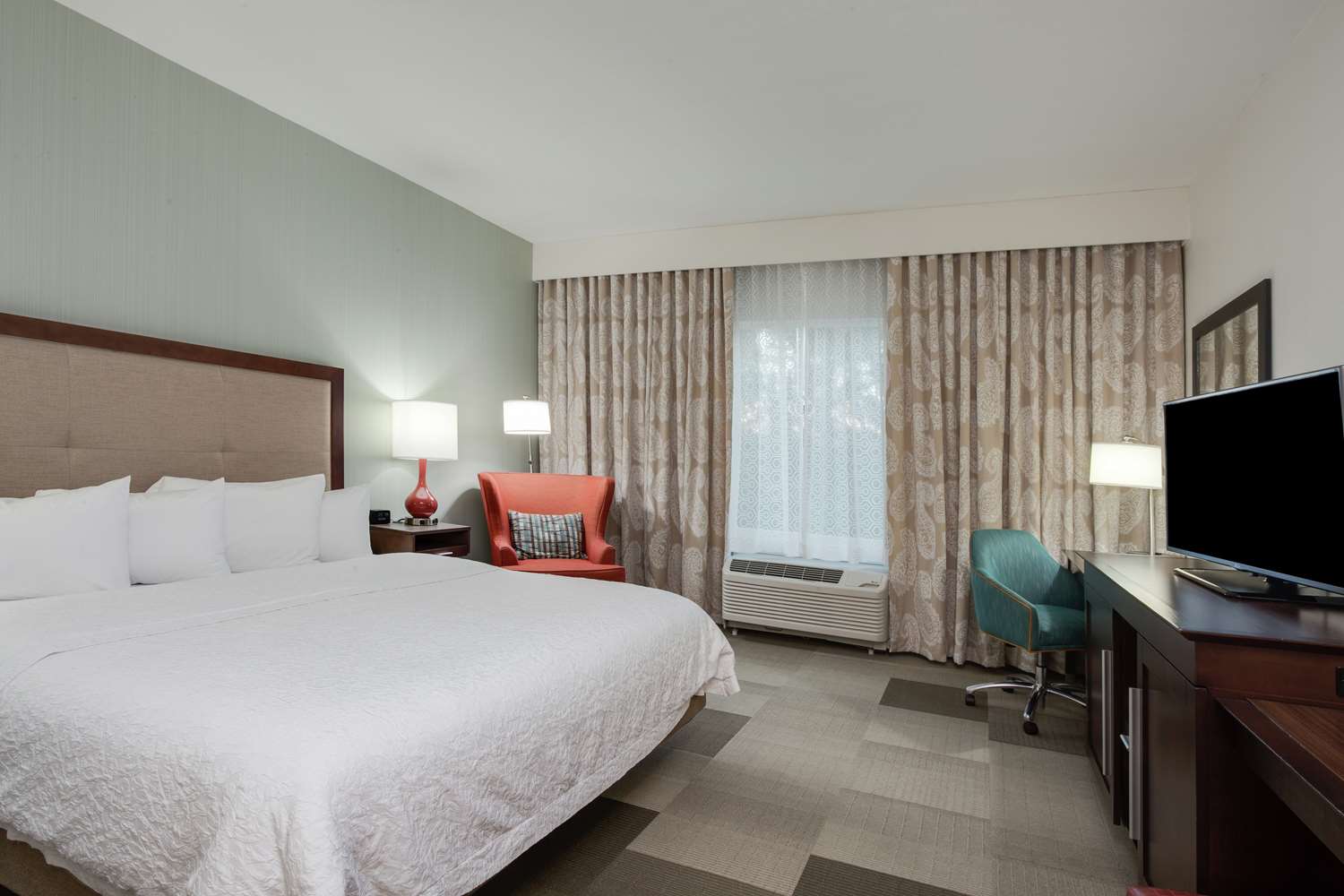 hampton inn and suites deland