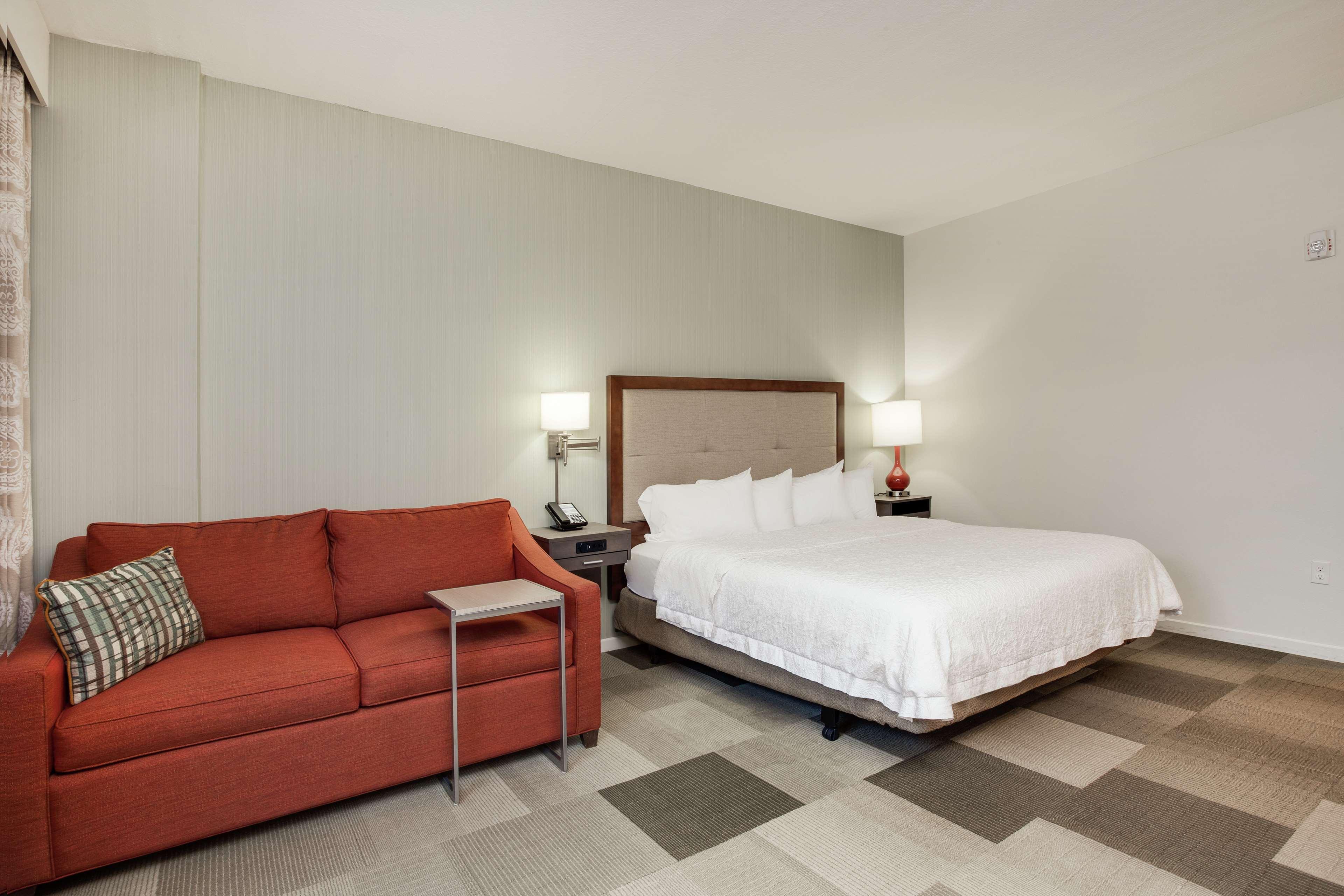 hampton inn and suites deland