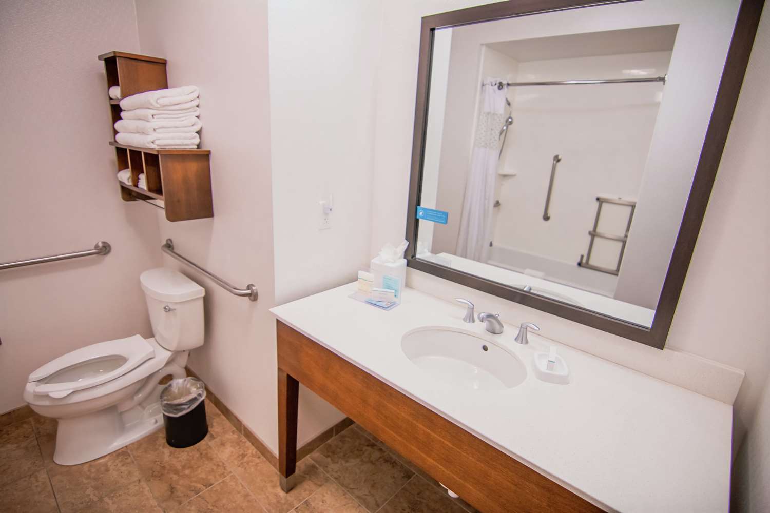 hampton inn and suites dallas frisco north fieldhouseusa