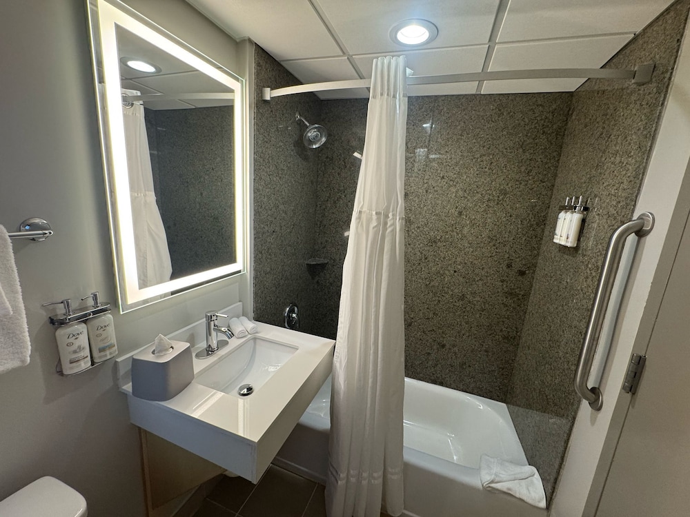 holiday inn express and suites atlanta downtown by ihg