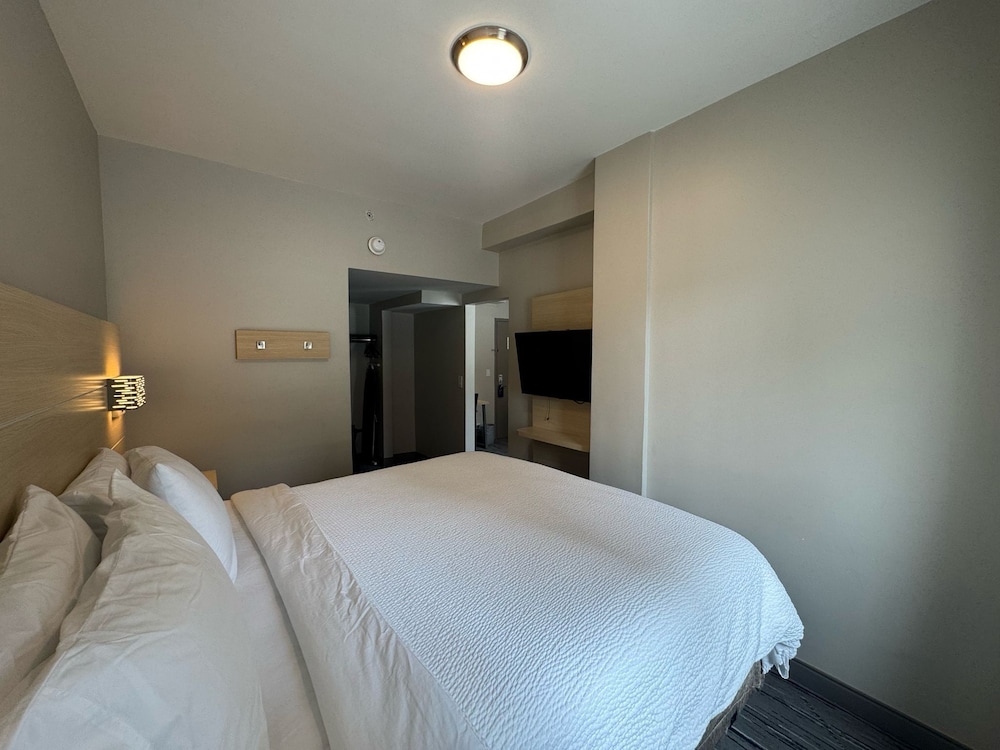 holiday inn express and suites atlanta downtown by ihg