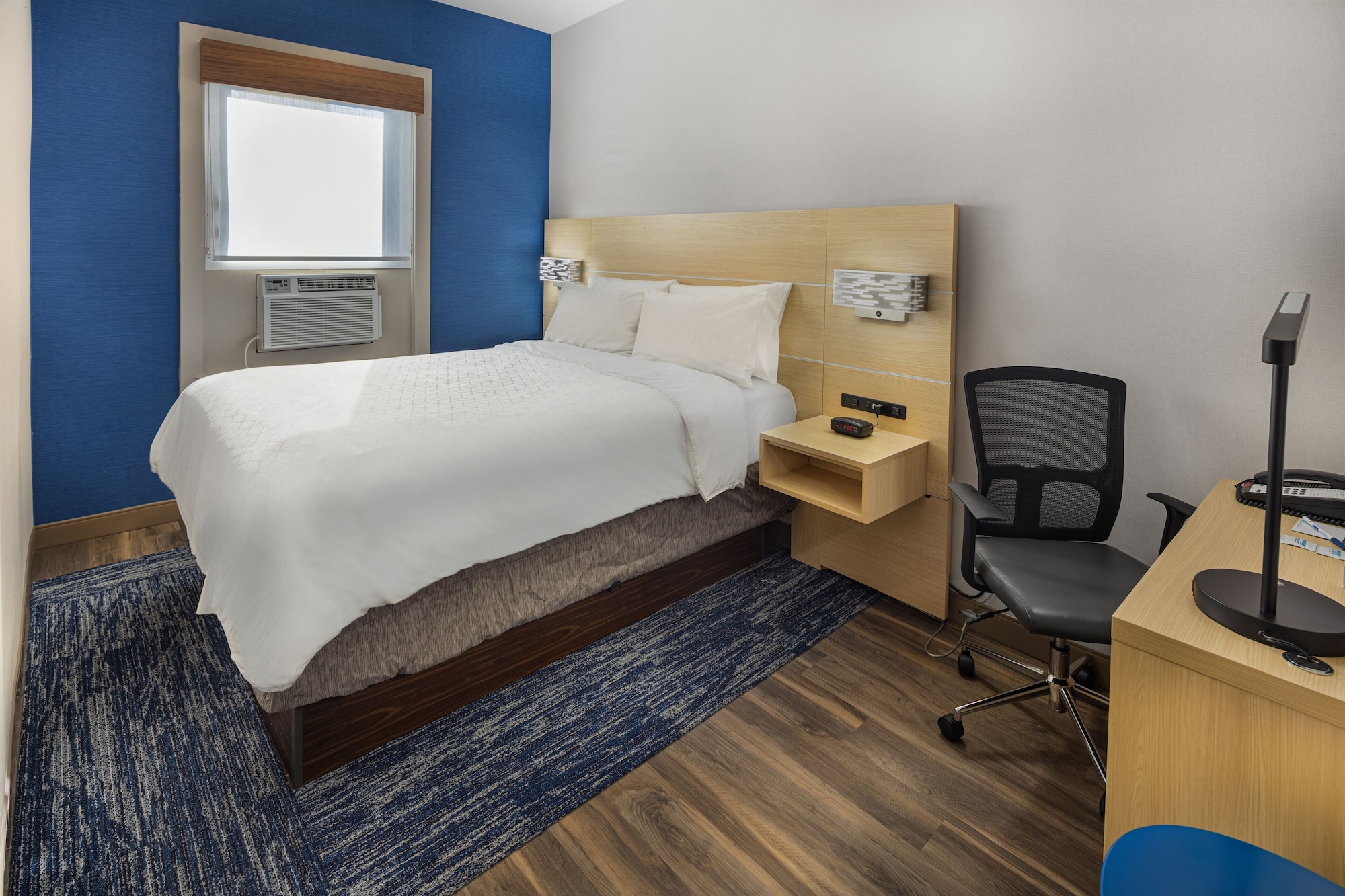 holiday inn express and suites atlanta downtown by ihg