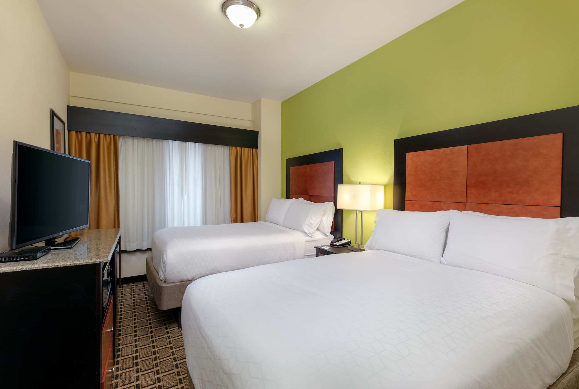 holiday inn express and suites atlanta downtown by ihg