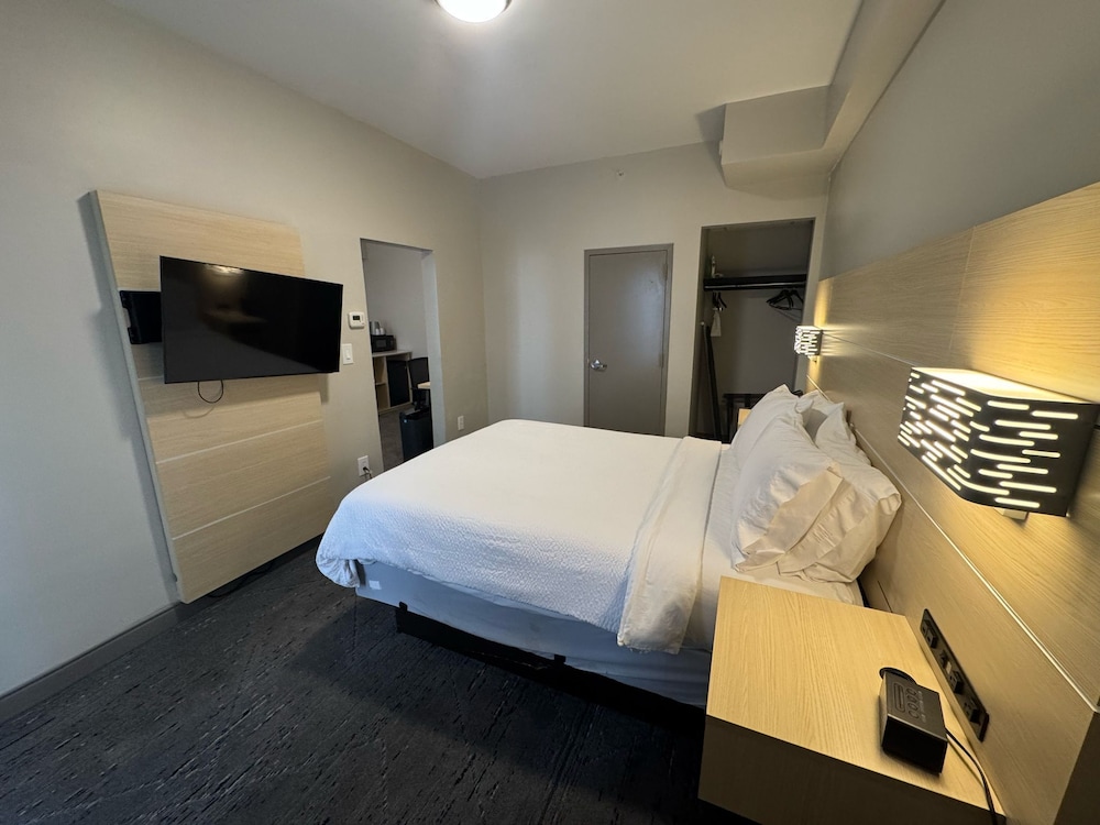 holiday inn express and suites atlanta downtown by ihg