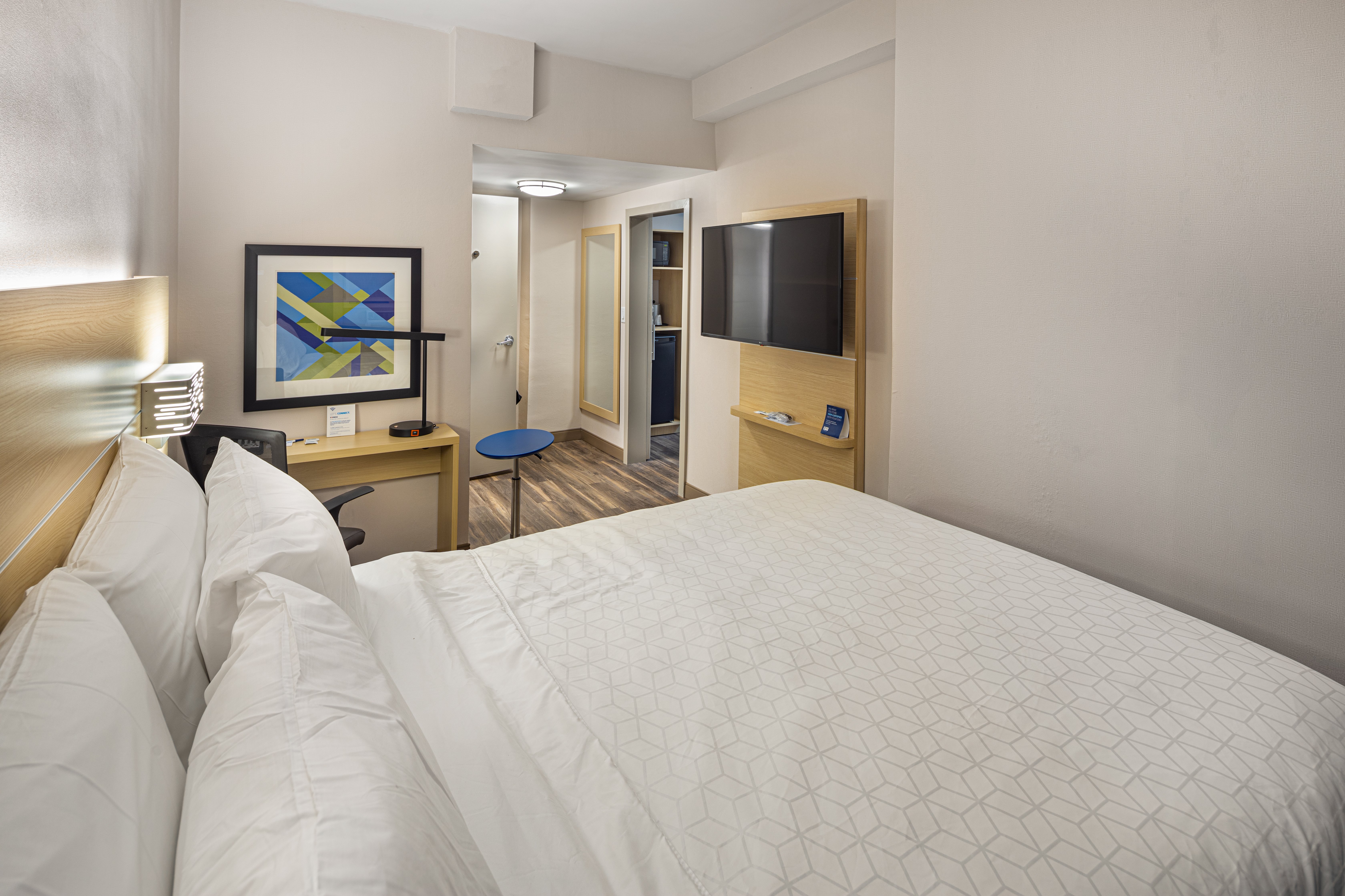 holiday inn express and suites atlanta downtown by ihg